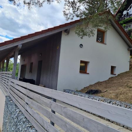 Chata Eliska Hrdlicka, Cim U Prahy Bagian luar foto