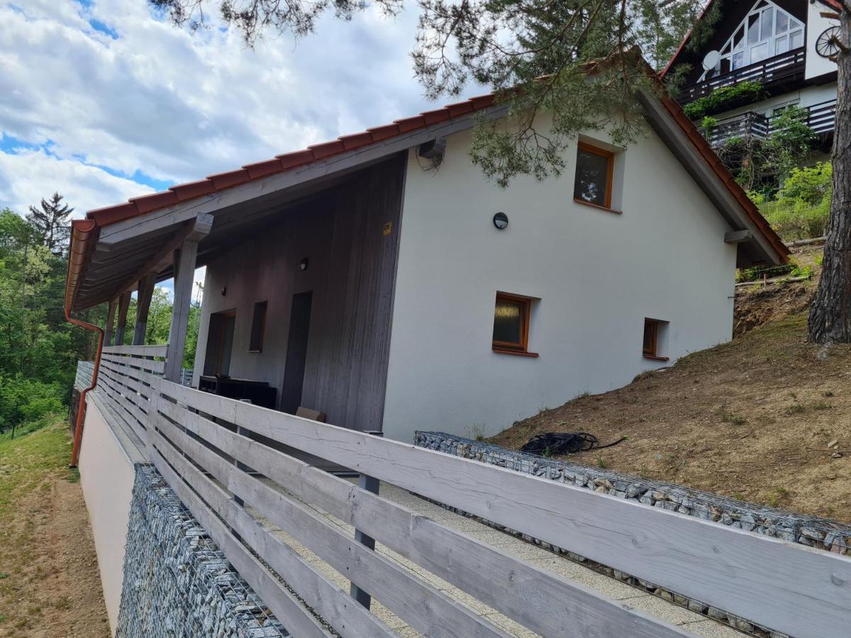 Chata Eliska Hrdlicka, Cim U Prahy Bagian luar foto